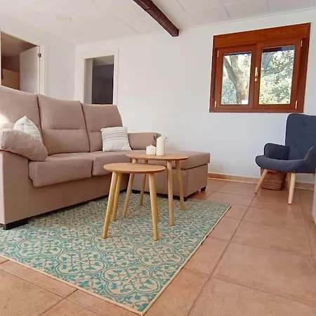 Сasa de vacaciones Casa De Campo En Urbanizacion Maello