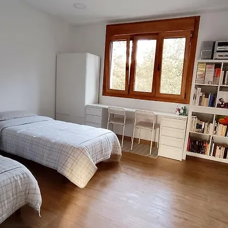 Сasa de vacaciones Casa De Campo En Urbanizacion